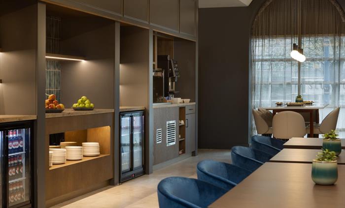 Guests upgrading to our executive rooms or suites gain access to our exclusive lounge. Enjoy all-day refreshments, seamless connectivity, and a conduc